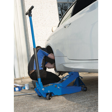 Professional Garage Trolley Jack (3 tonne): Model No.TJ3-E