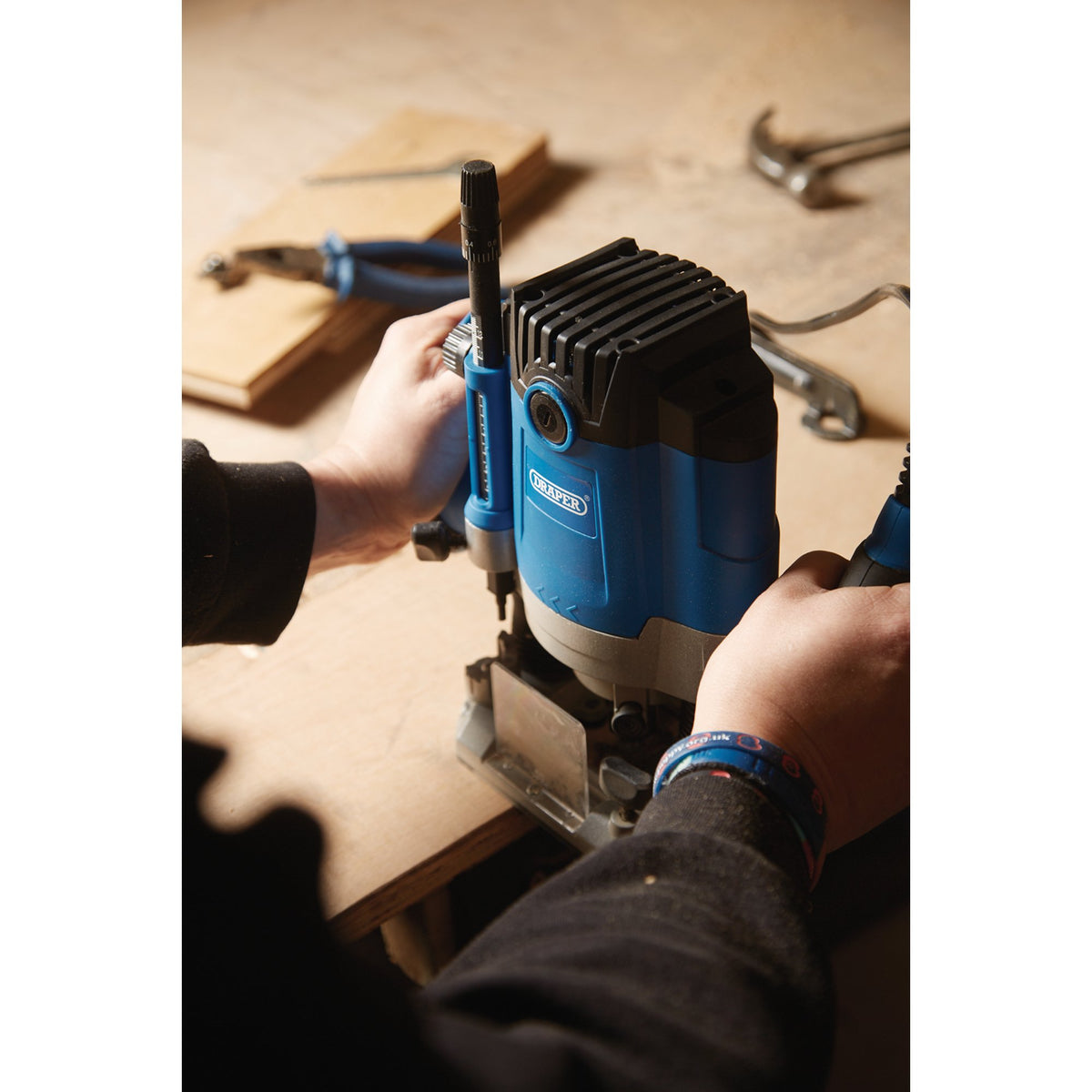 230V Router, 1/2", 1,800W: Model No. R12/1800D