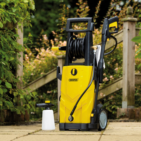 230V Pressure Washer, 2,200W, 165Bar, Yellow: Model No. PW2200/110D/YEL