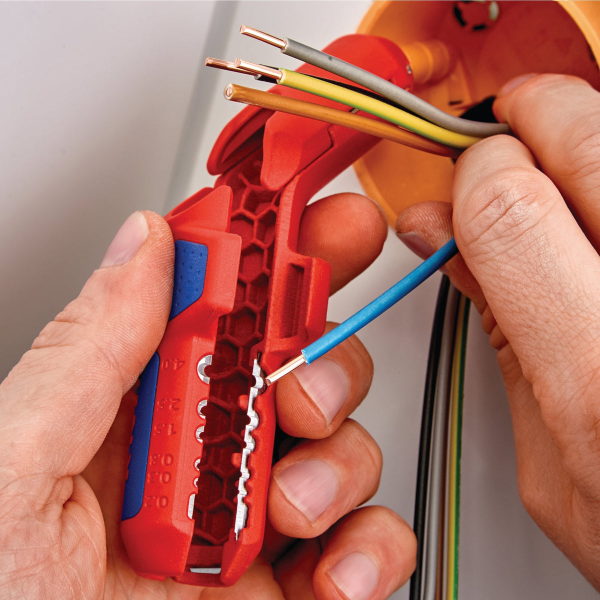 Knipex ErgoStrip Universal 3 in 1 Tool (Left Handed): Model No.16 95 02 SB
