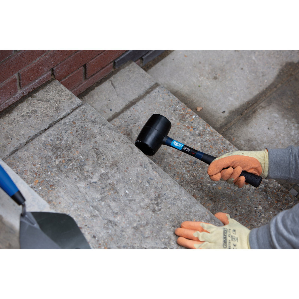 Rubber Mallet with Fibreglass Shaft, 450g/16oz: Model No. RM450FG/SP.