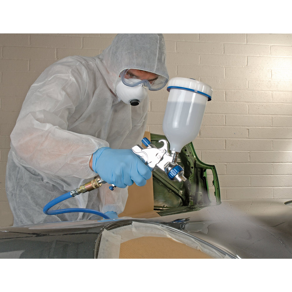 DRAPER 600ml Gravity Feed HVLP Air Spray Gun: Model No.GSG5-600