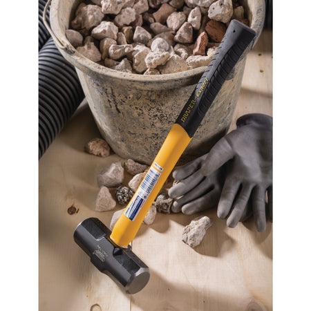 DRAPER Expert 1.8kg (4lb) Fibreglass Short Shaft Sledge Hammer: Model No.FG4S/L