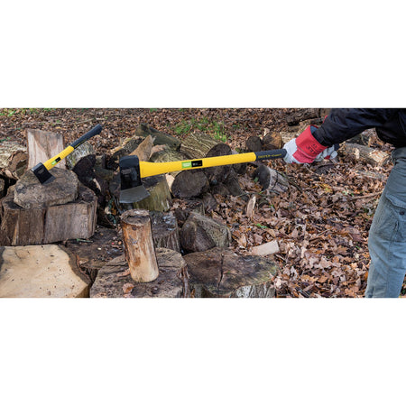 DRAPER Expert 680G Felling Axe with Fibreglass Shaft: Model No.FG5/L