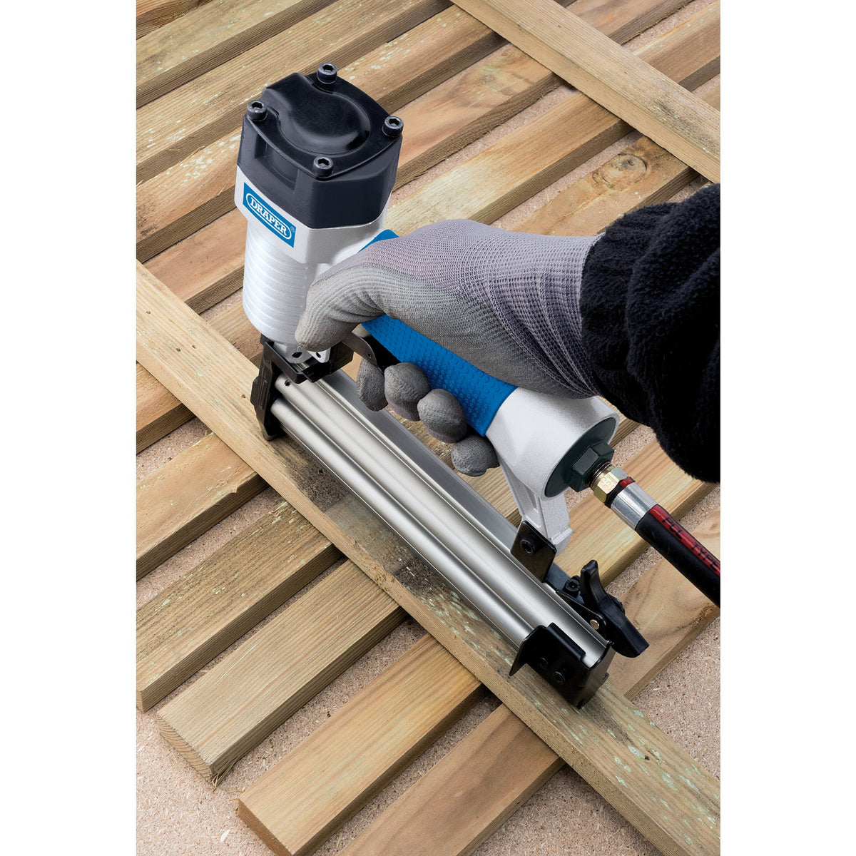 DRAPER Storm Force 10-50mm Air Nailer: Model No. SFANK2050