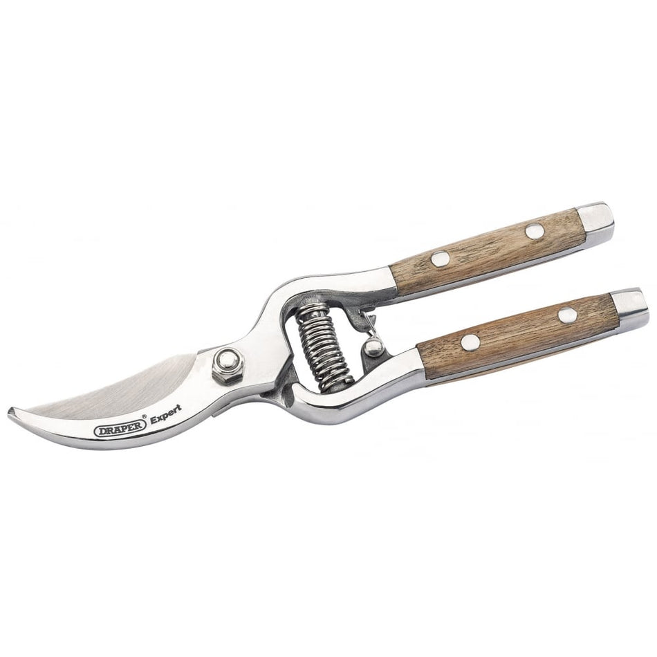 DRAPER Heritage Range 210mm Bypass Secateurs with FSC Ash Handles: Model No. GSHERB/FSC1