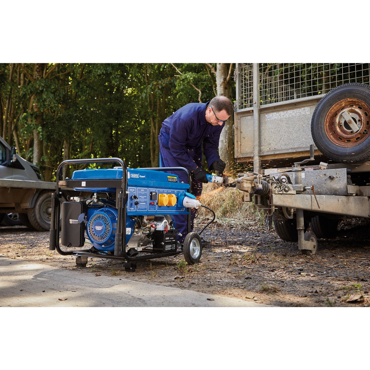DRAPER Petrol Generator with Wheels (6.5kVA/11kW): Model No. PG68W