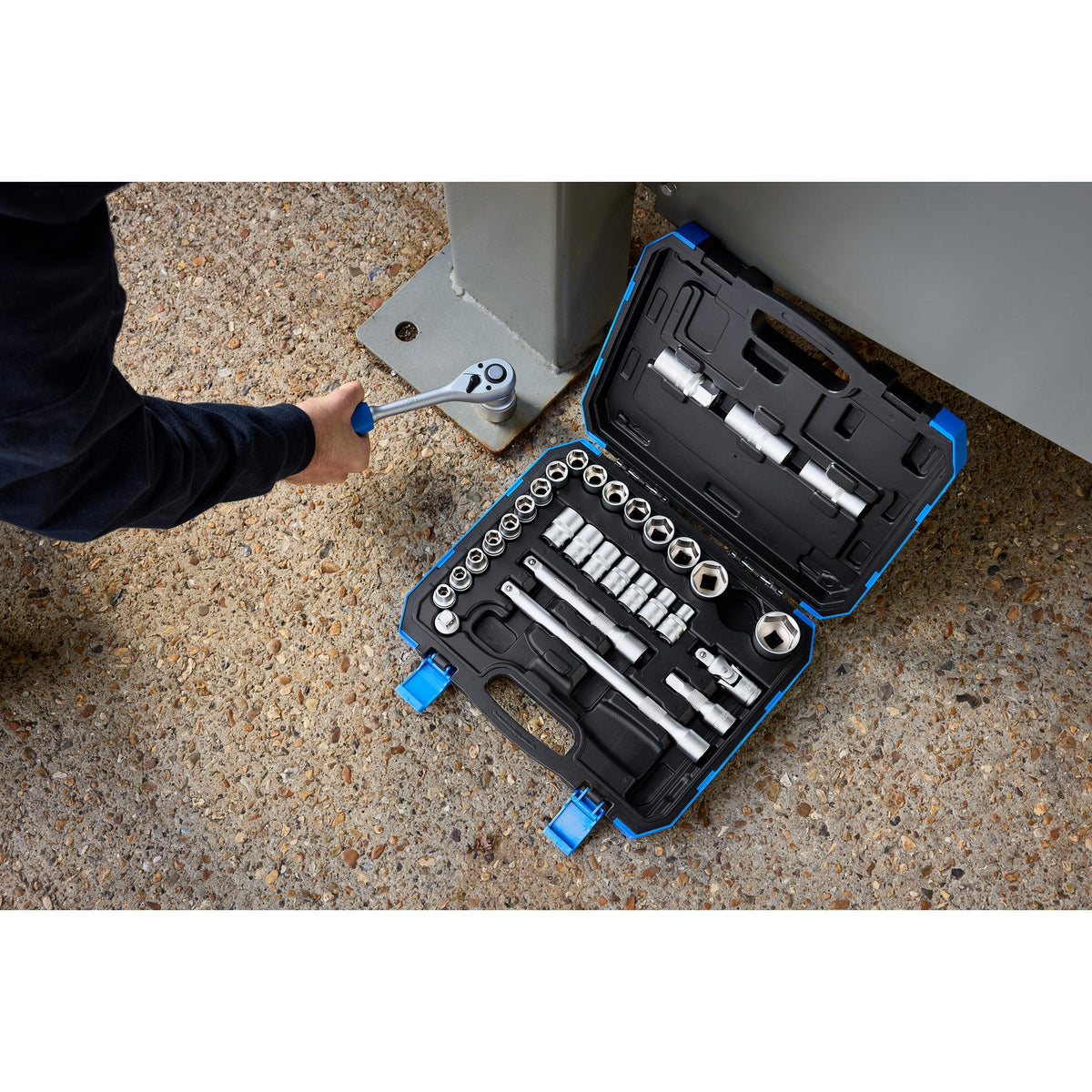 DRAPER 1/2" Sq. Dr. MM/AF Combined Socket Set (33 Piece) : Model No. HD33AM