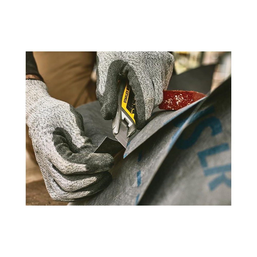 STANLEYÂ© FatMaxÂ© Snap-Off Knife with Slide Lock 18mm