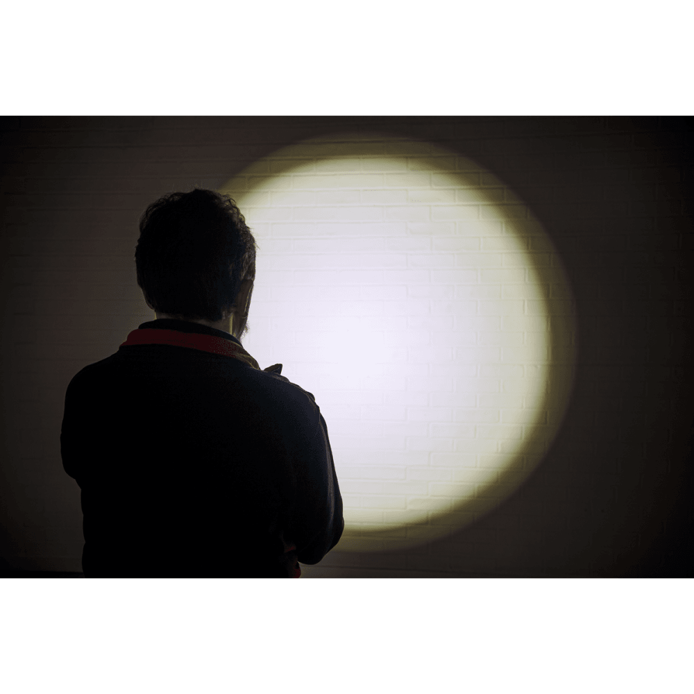 Aluminium Torch 10W T6 CREE LED Adjustable Focus Rechargeable with USB Port Model No.-21898
