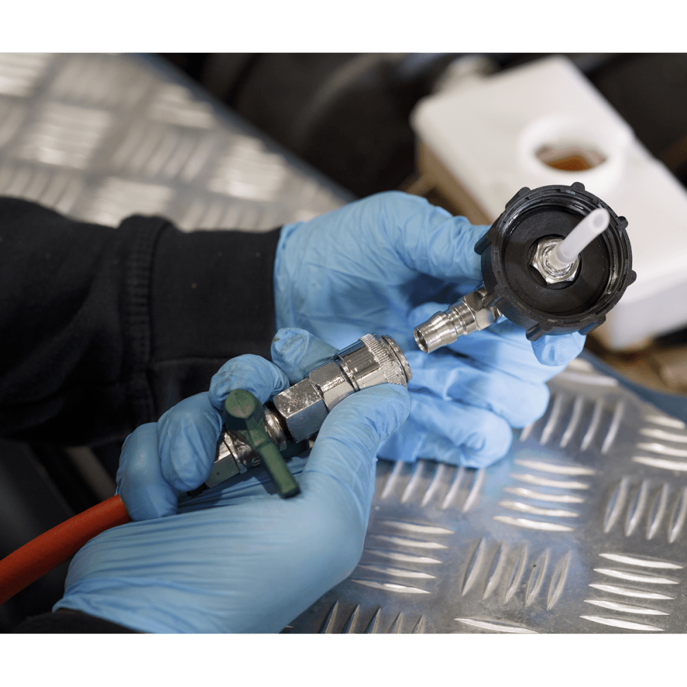Pneumatic Brake & Clutch Pressure Bleeder Kit 5L : Model No.-21728
