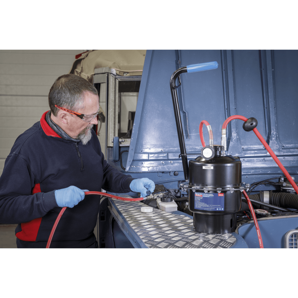 Pneumatic Brake & Clutch Pressure Bleeder Kit 5L : Model No.-21728