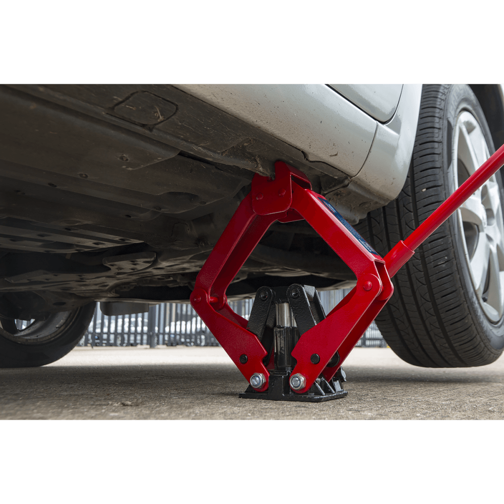 Hydraulic Scissor Jack 700kg Model No- 21980