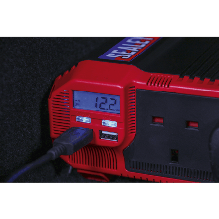 Power Inverter Modified Sine Wave 1500W 12V DC - 230V 50Hz Model No- 22235