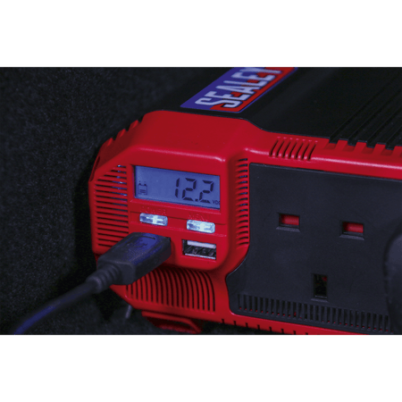 Power Inverter Modified Sine Wave 2000W 12V DC - 230V 50Hz Model No- 22234