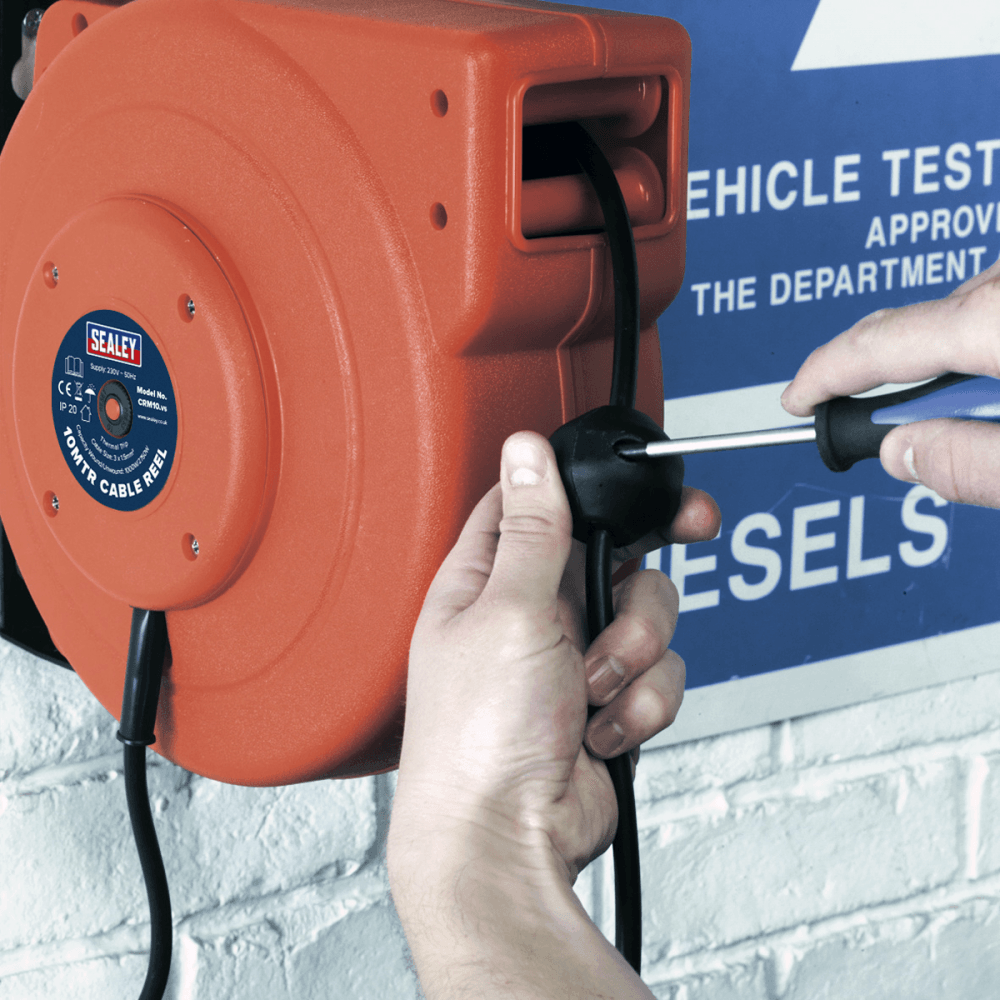 Sealey Cable Reel System Retractable 10mtr 2 x 230V Socket Model No-CRM10