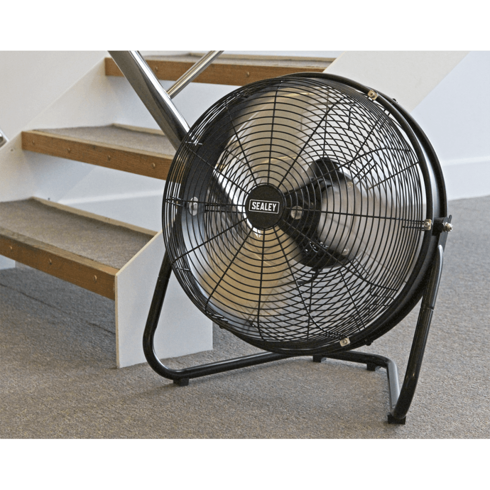 Sealey 18" Industrial High Velocity Floor Fan with Internal Oscillation 230V Model No-HVF18IS