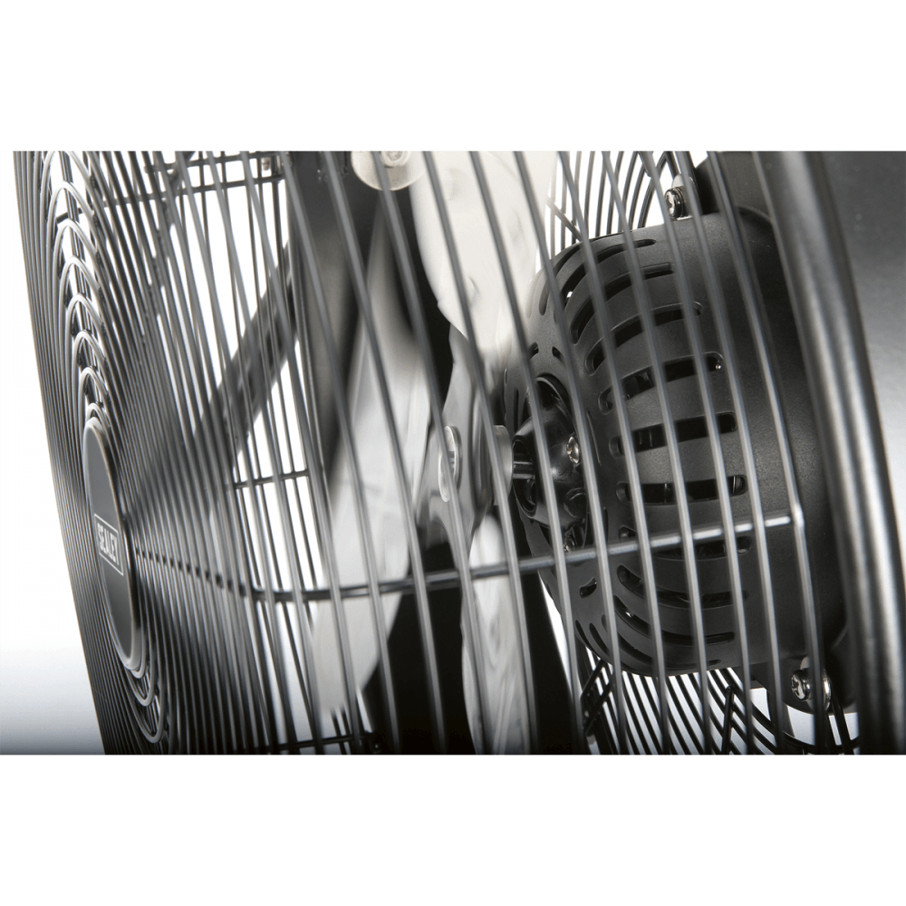 Sealey 18" Industrial High Velocity Floor Fan with Internal Oscillation 230V Model No-HVF18IS