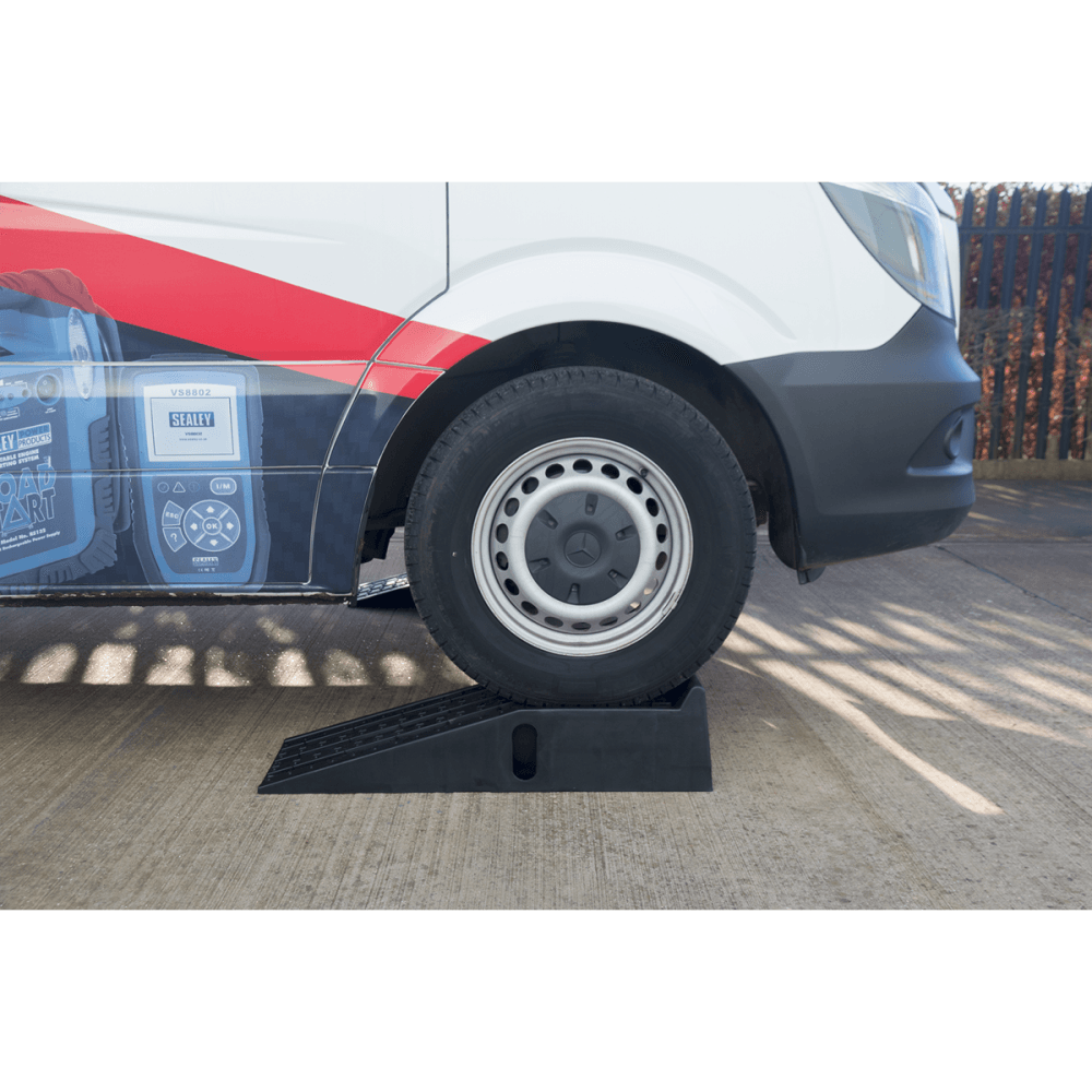 Sealey Car Ramps 1.5tonne Capacity per Ramp 3tonne Capacity per Pair Model No-CAR3000C