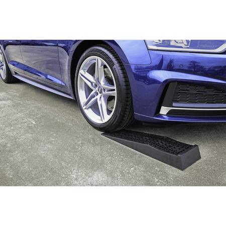 Sealey Car Ramps Low Entry 1.5tonne Capacity per Ramp 3tonne Capacity per Pair Model No-CAR3000LR