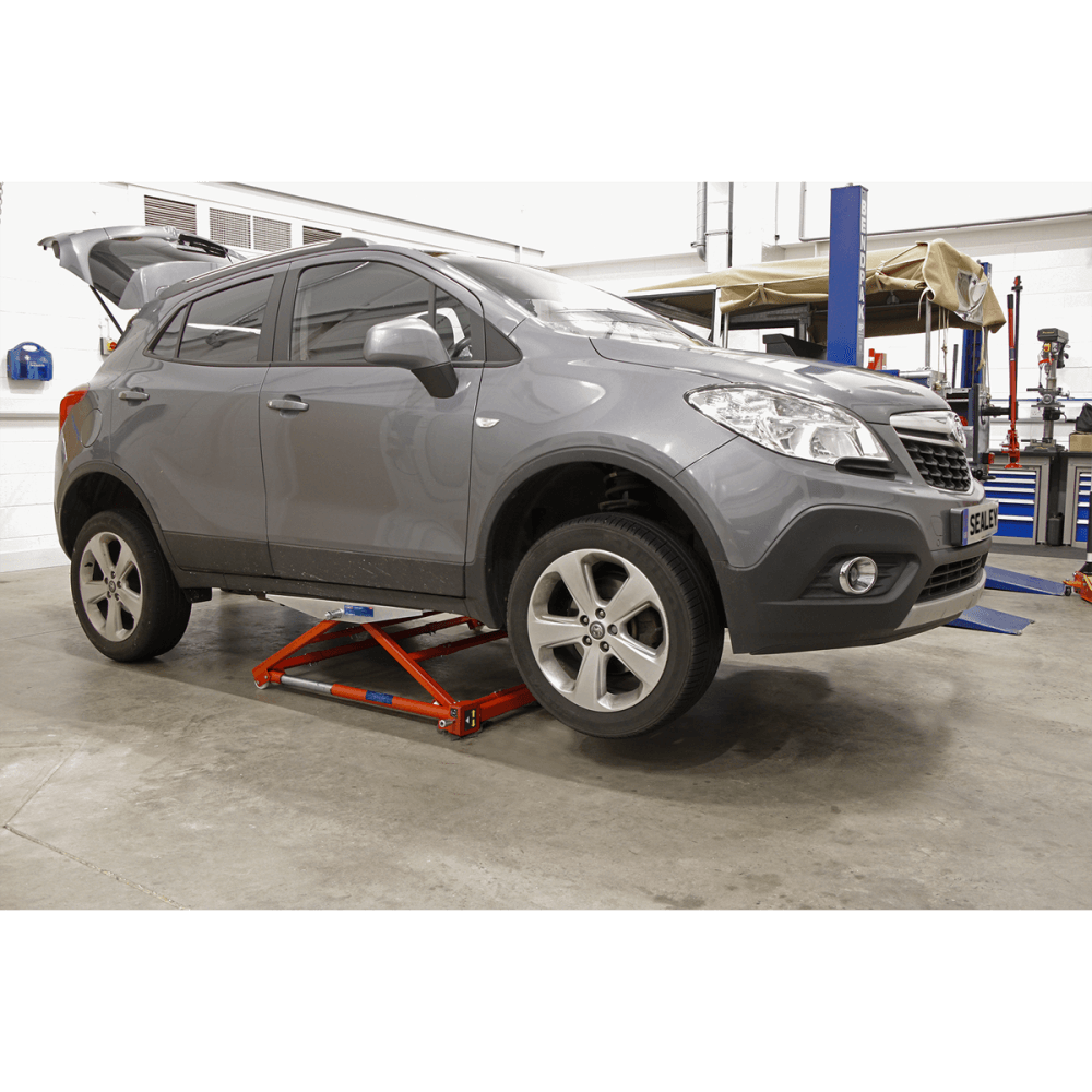 Sealey Portable Pivot Car Lift 1500kg Model No.-PPL01