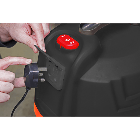 Sealey Vacuum Cleaner Cyclone Wet & Dry 30ltr Double Stage 1200W/230V Model No.-PC300BL