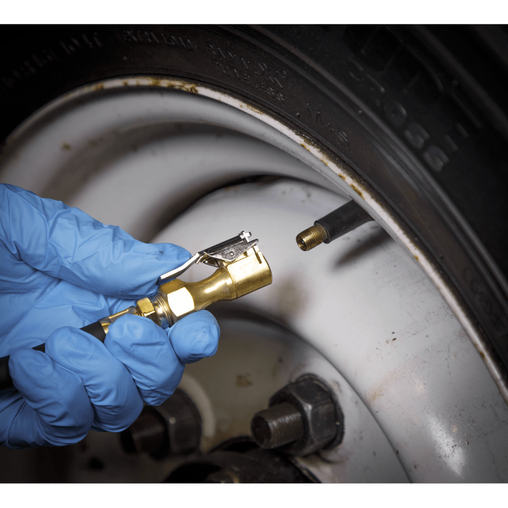 Sealey Tyre Inflator with Clip-On Connector Model No-SA399
