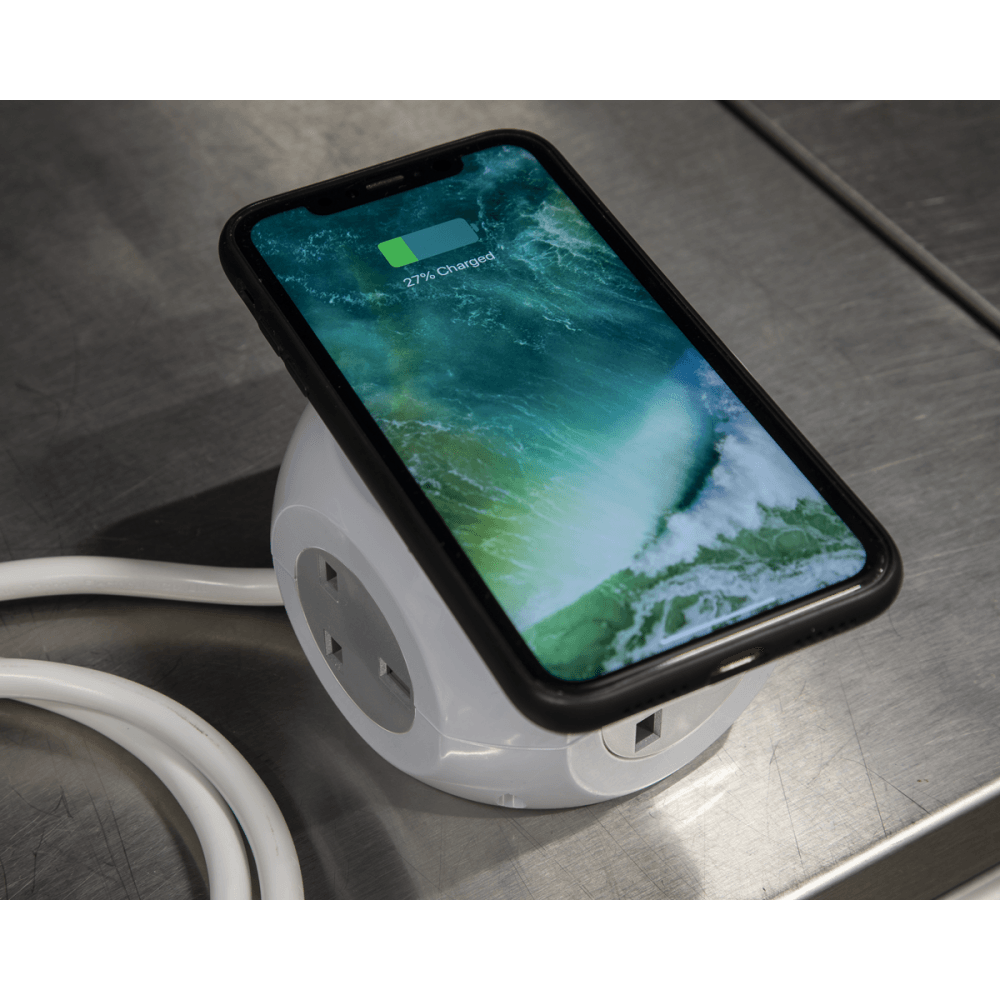 Extension Cable Cube 1.4m 3 x 230V + 3 x USB Sockets & Wireless Charging Pad Model No-EL144WC