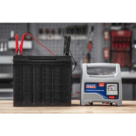 Sealey Battery Charger 12V 4A 230V Model No- DSBC4