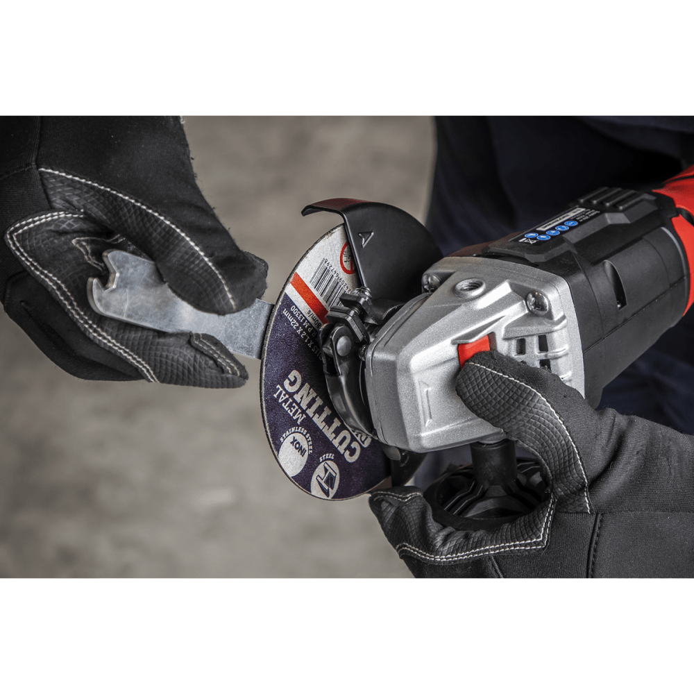 Sealey Cordless Angle Grinder 115mm 20V - Body Only Model No- CP20VAGB