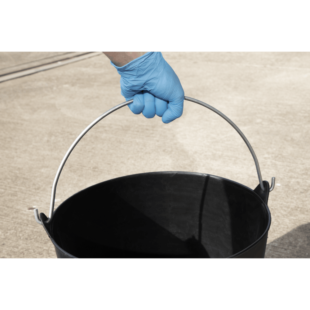 Sealey Heavy-Duty Flexi Tub 26L with Metal Handle - Black Model No- SFT26H