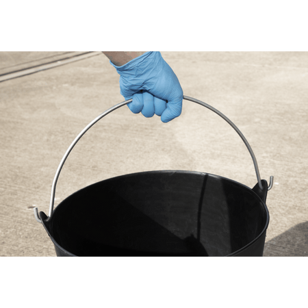 Sealey Heavy-Duty Flexi Tub 26L with Metal Handle - Black Model No- SFT26H