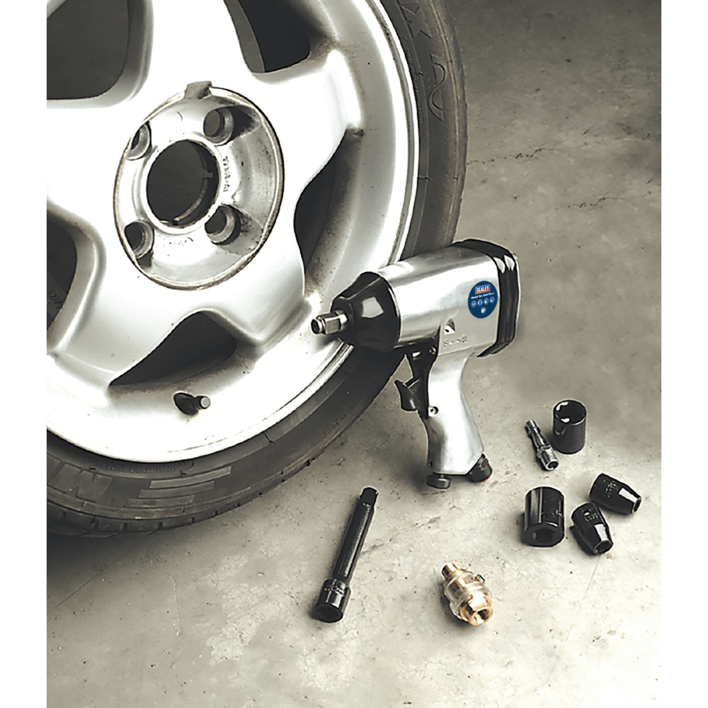 Sealey Air Impact Wrench Kit with Sockets 1/2"Sq Drive Model No-SA2/TS
