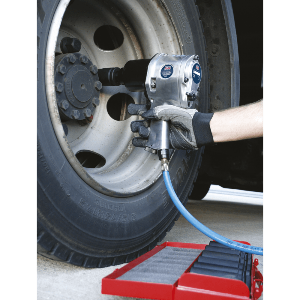 Sealey Air Impact Wrench 3/4"Sq Drive Super-Duty Heavy Twin Hammer Model No-SA604