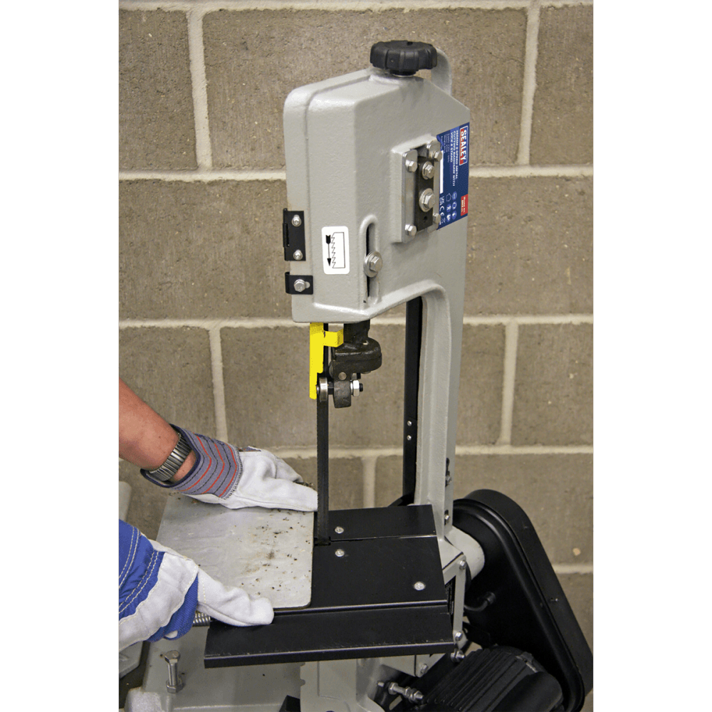 Sealey Metal Cutting Bandsaw 3-Speed 150mm 230V Model No-SM5