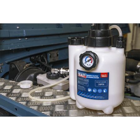 Sealey Brake & Clutch Bleeding System Model No-VS820