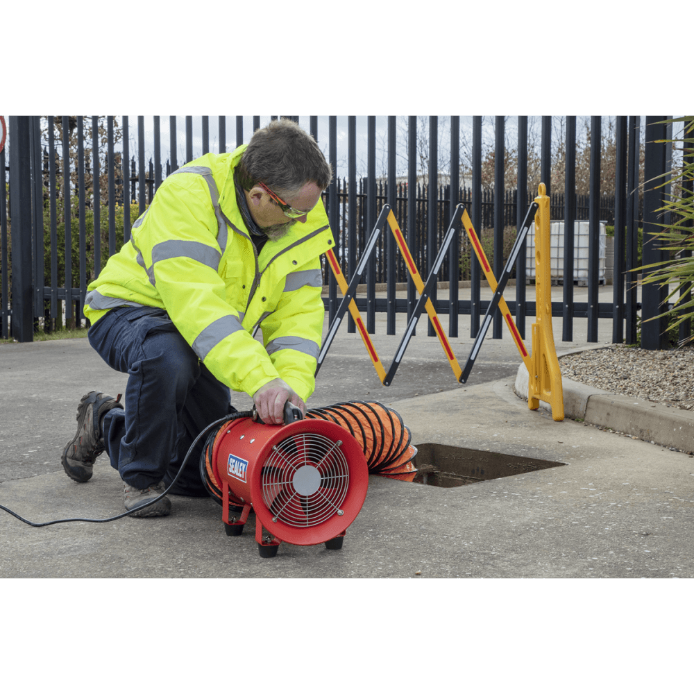 Sealey Portable Ventilator 200mm with 5mtr Ducting Model No-VEN200