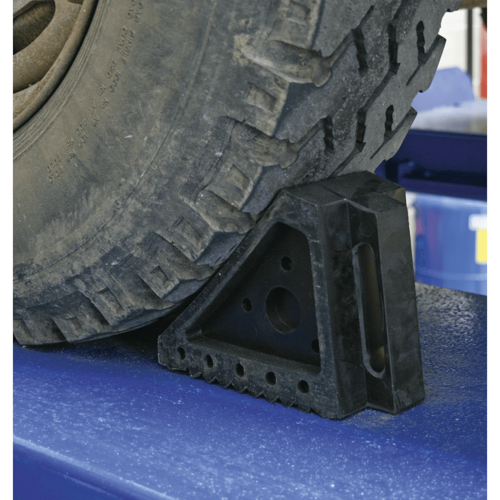 Sealey Rubber Wheel Chocks 2.2kg - Pair Model No-WC01