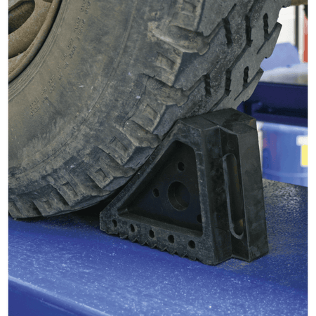 Sealey Rubber Wheel Chocks 2.2kg - Pair Model No-WC01