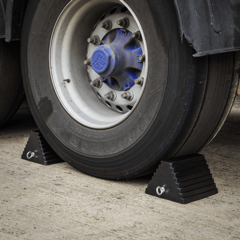 Sealey Rubber Wheel Chock 4.3kg - Single Model No-WC03
