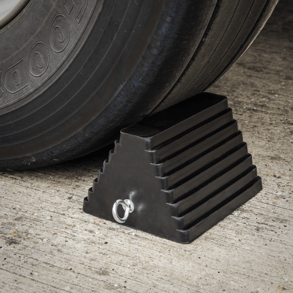 Sealey Rubber Wheel Chock 4.3kg - Single Model No-WC03