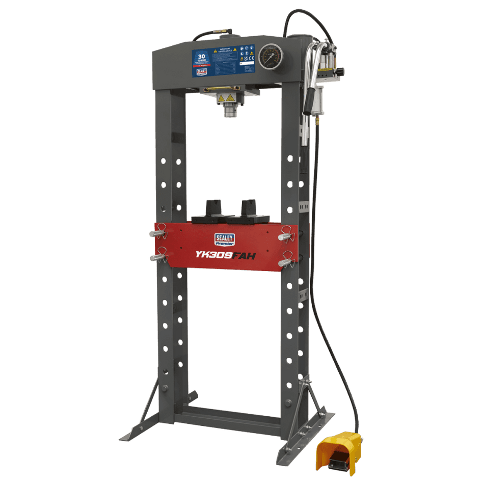Sealey Air/Hydraulic Press 30tonne Floor Type with Foot Pedal Model No-YK309FAH