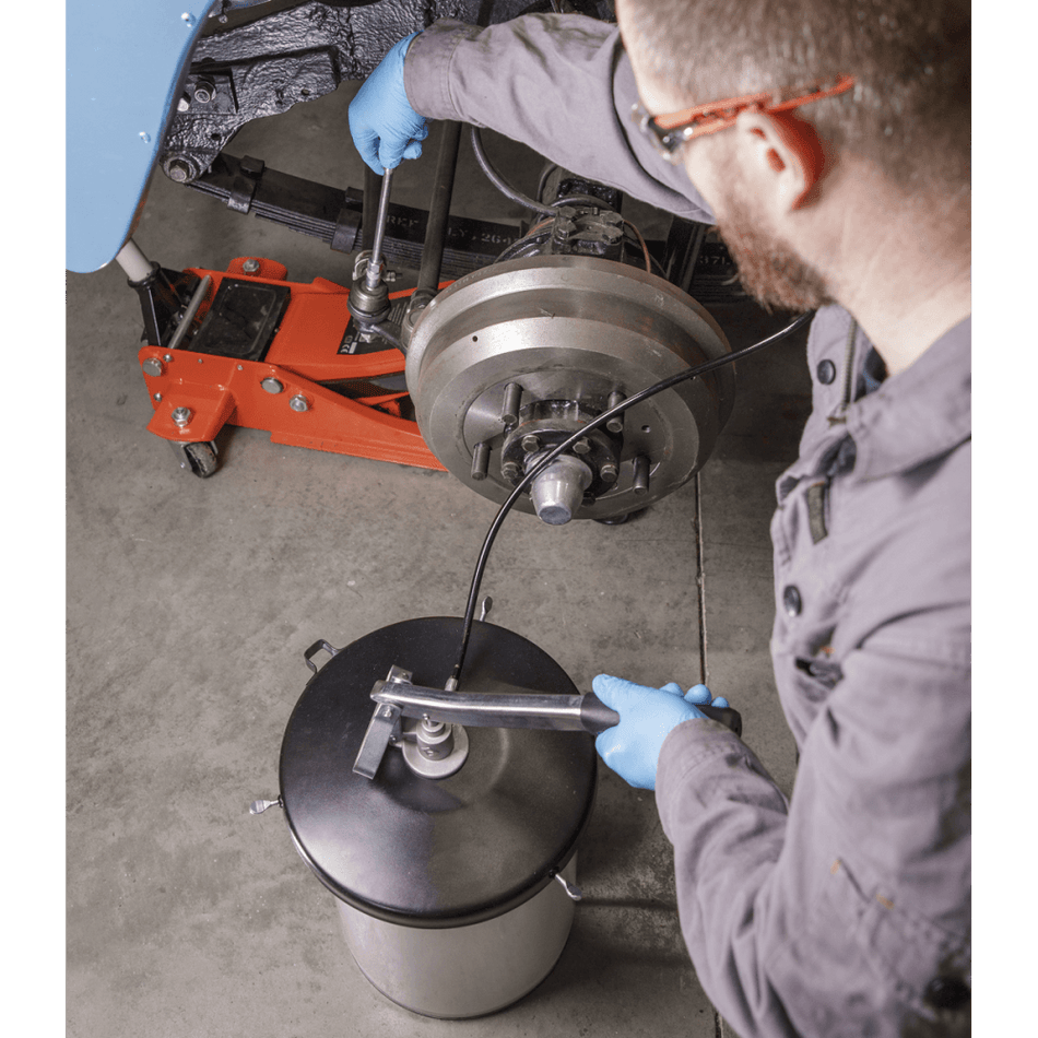 Sealey Bucket Greaser with Follower Plate 12.5kg Extra Heavy-Duty Model No-AK455