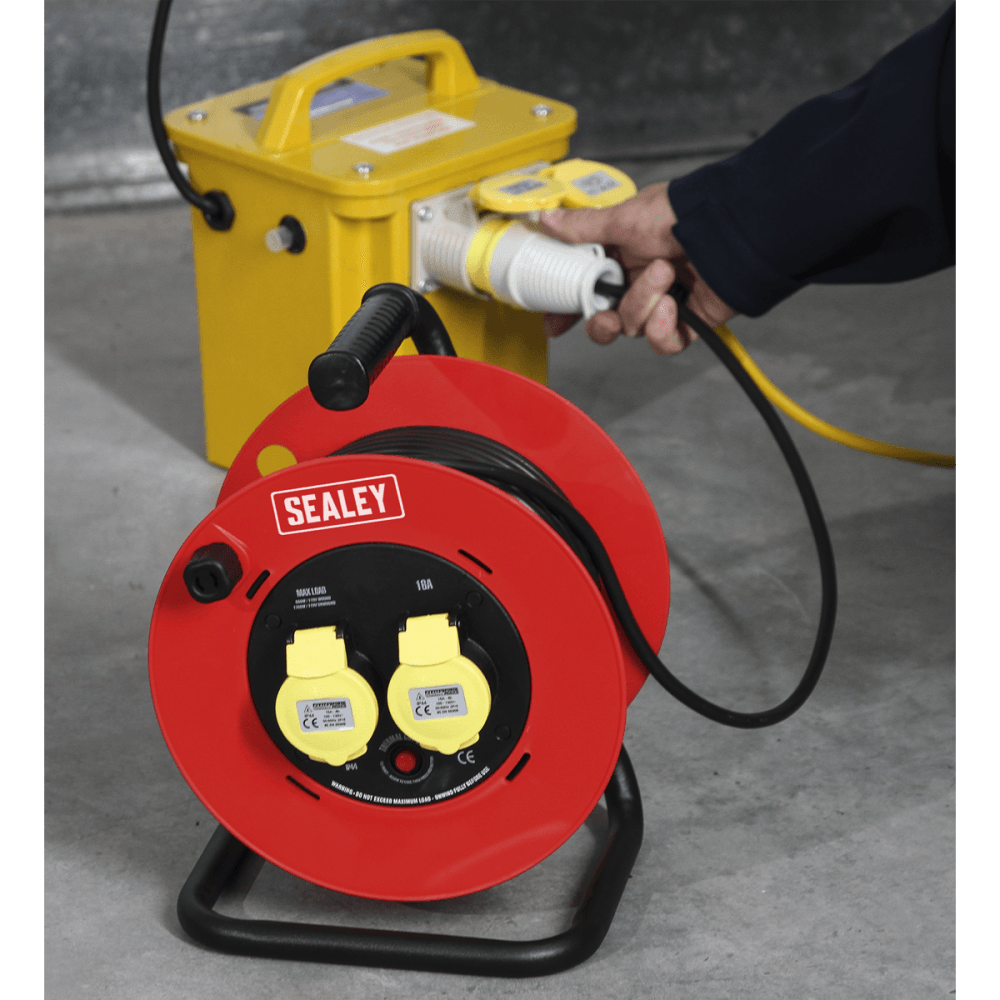 Sealey Cable Reel 25mtr 2 x 110V 1.5mm Heavy-Duty Thermal Trip Model No-CR12515