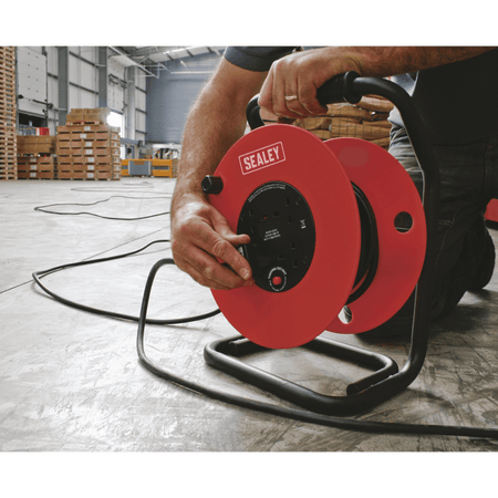 Sealey Cable Reel 50mtr 4 x 230V 2.5mm Heavy-Duty Thermal Trip Model No-CR25025