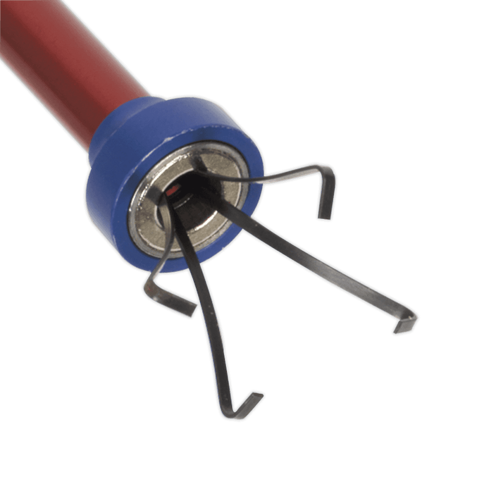 Sealey Flexible Magnetic Pick-Up & Claw Tool 700mm Model No-AK6536
