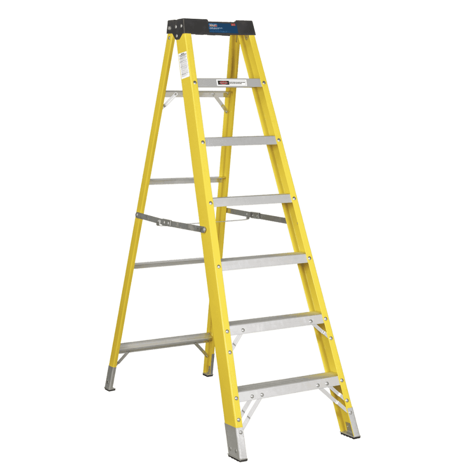 Sealey Fibreglass Step Ladder 6-Tread EN 131 Model No-FSL7