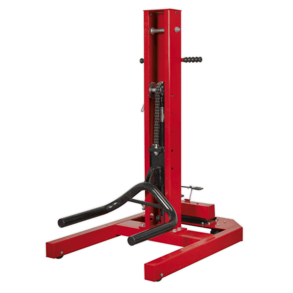 Sealey Air/Hydraulic Vehicle Lift 1.5tonne with Foot Pedal Model No-AVR1500FP
