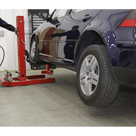 Sealey Air/Hydraulic Vehicle Lift 1.5tonne with Foot Pedal Model No-AVR1500FP