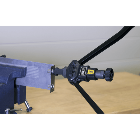 Sealey Long-Arm Threaded Nut Riveter Model No-AK3985